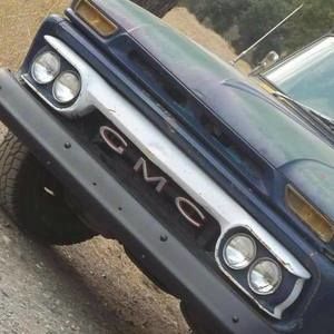 Meet your Posher, Linda